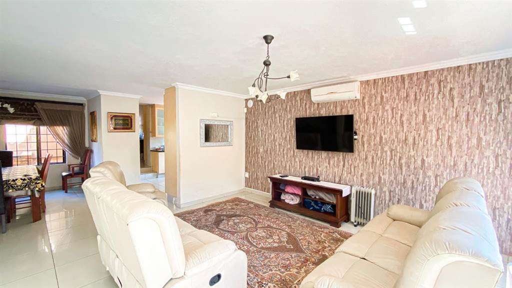 3 Bed House in Eldo Meadows photo number 15