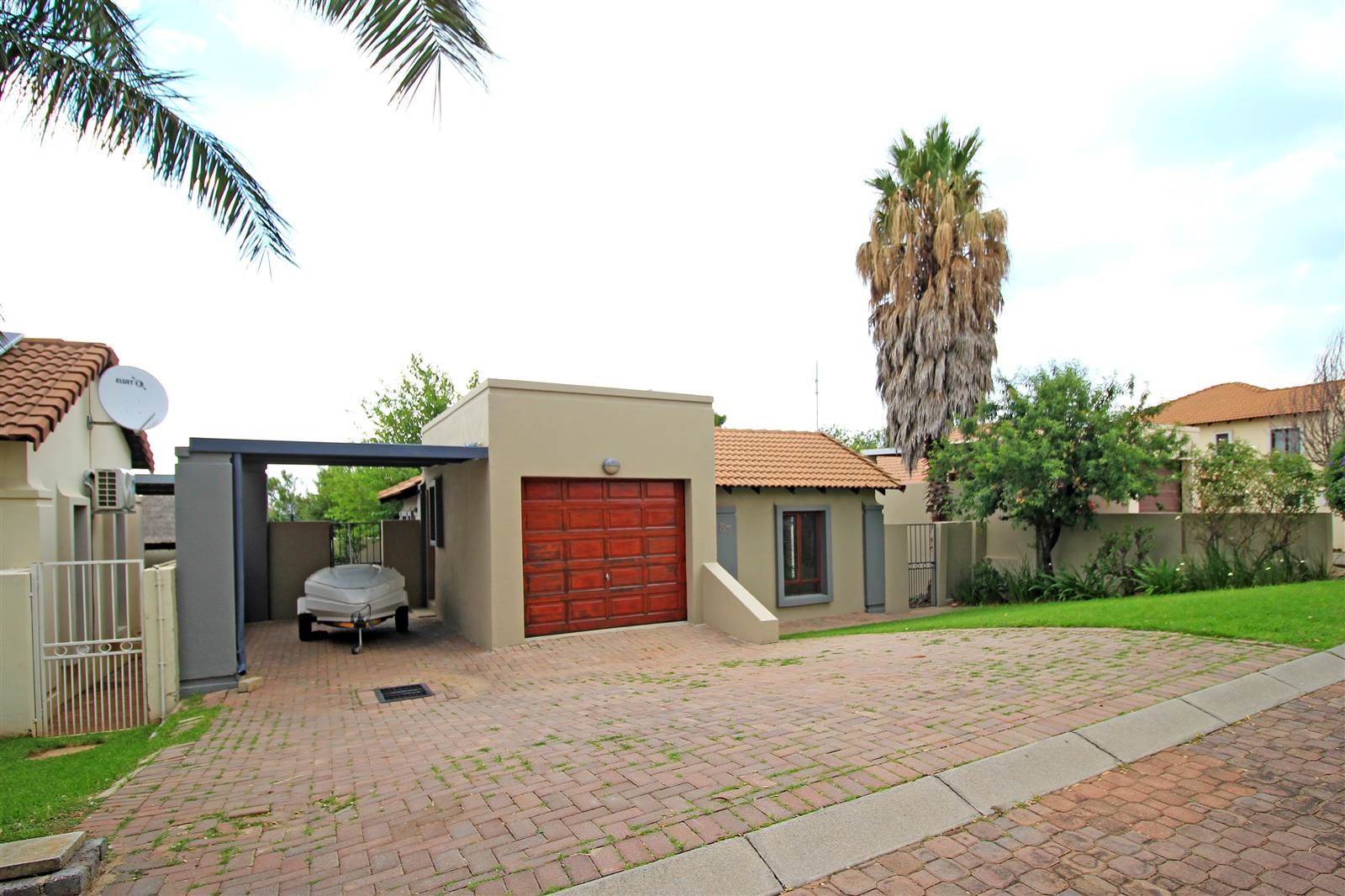 2 Bed House in Kyalami Hills photo number 26