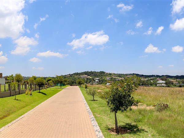 5 036 m² Land