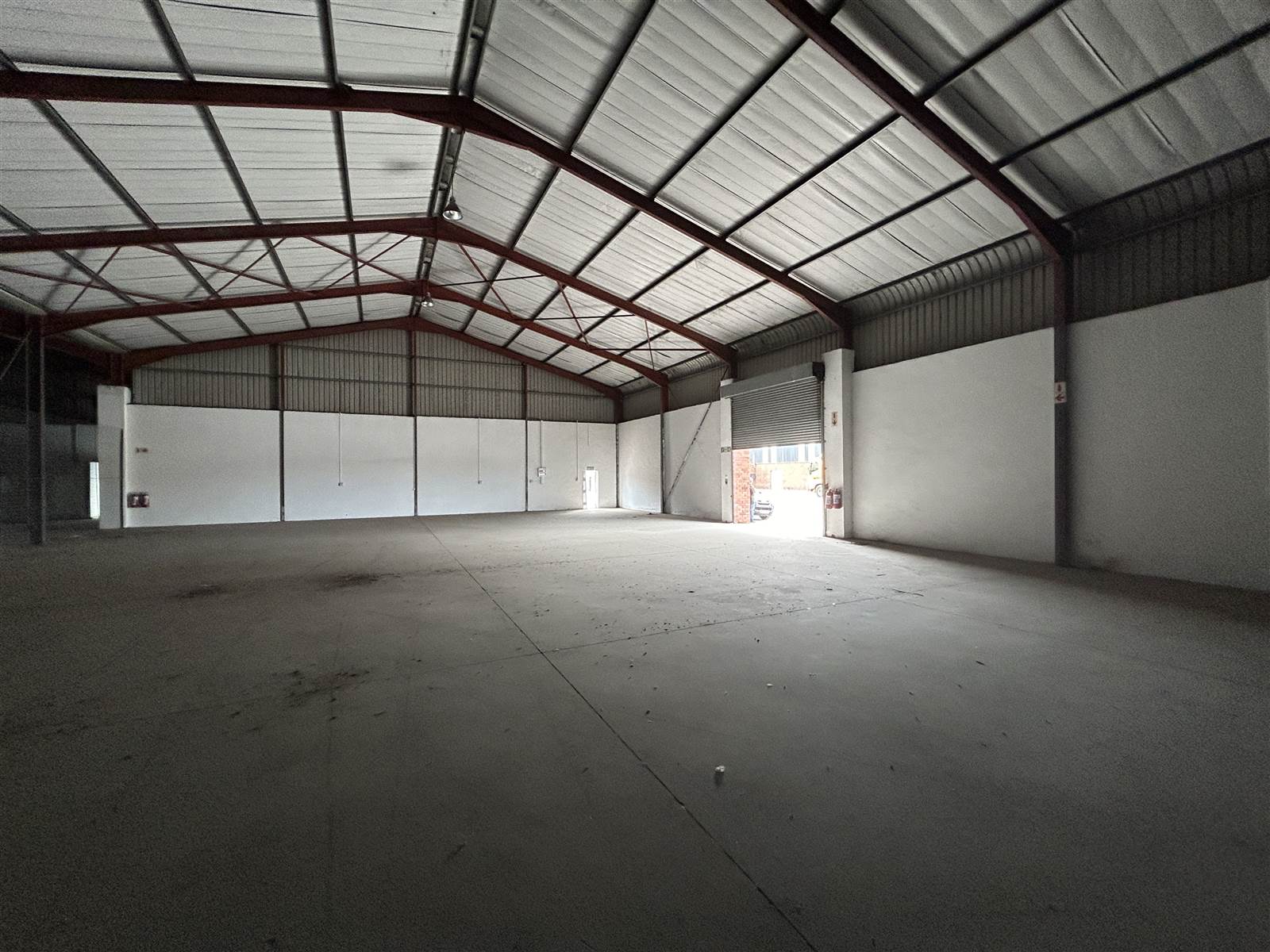 1050  m² Industrial space in Markman Industrial photo number 9