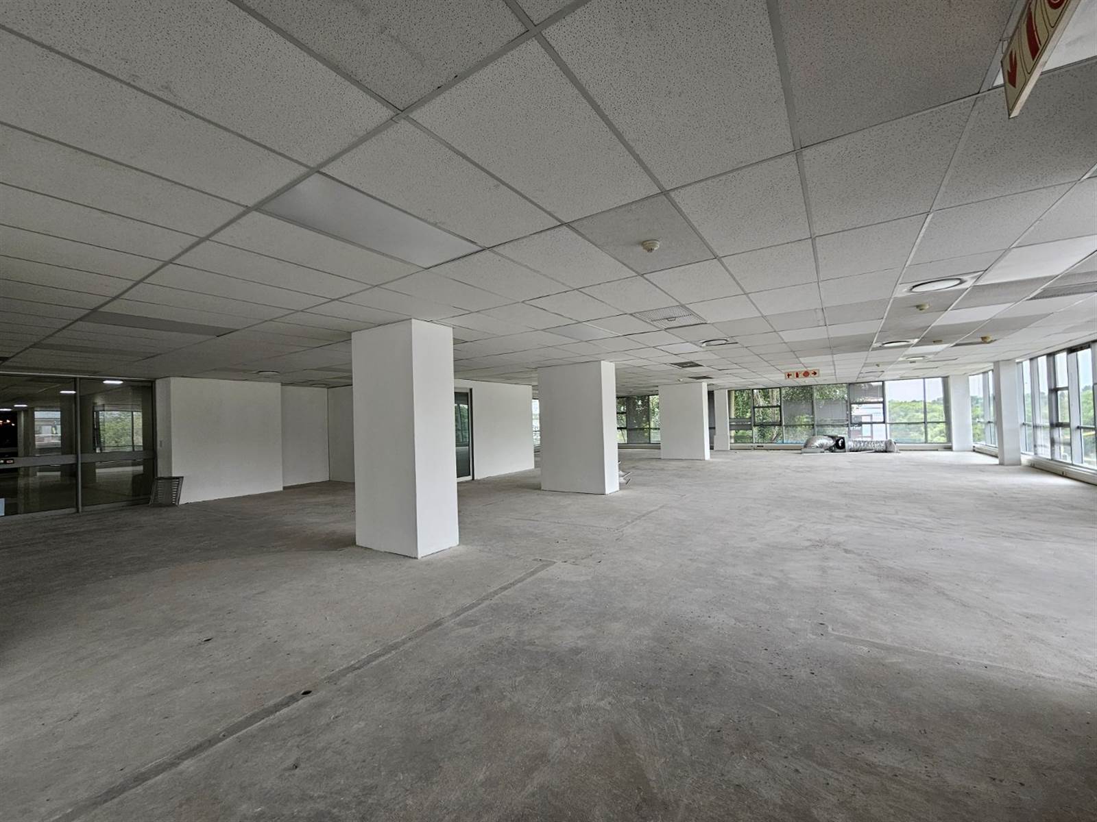 645  m² Commercial space in Fourways photo number 5