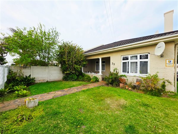 2 Bedroom House 2 Bedroom House