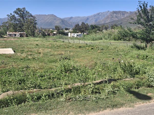 639 m² Land