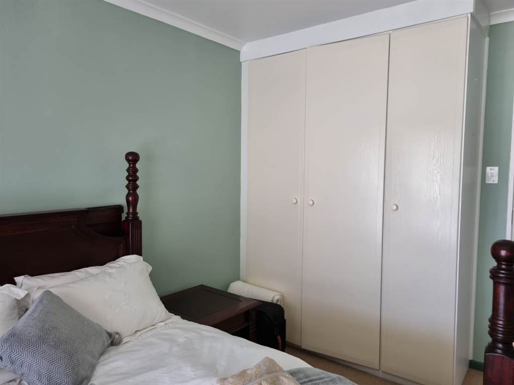3 Bed Apartment in Kleinmond photo number 17