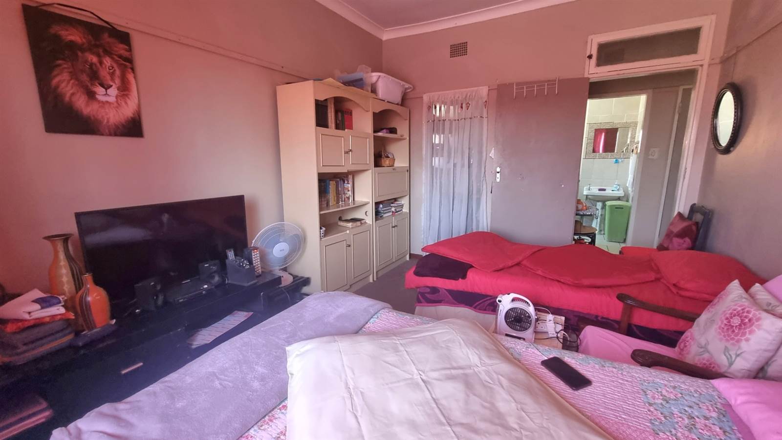 2 Bed Apartment in Stilfontein photo number 17