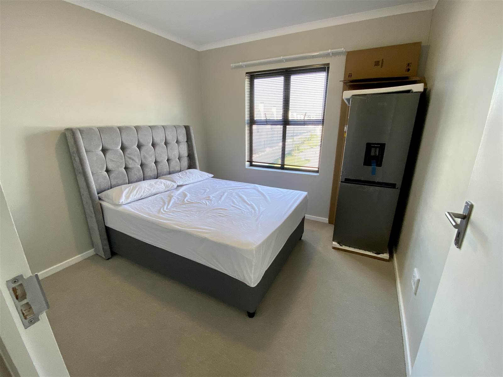 2 Bed Apartment in Brackenfell Central photo number 10