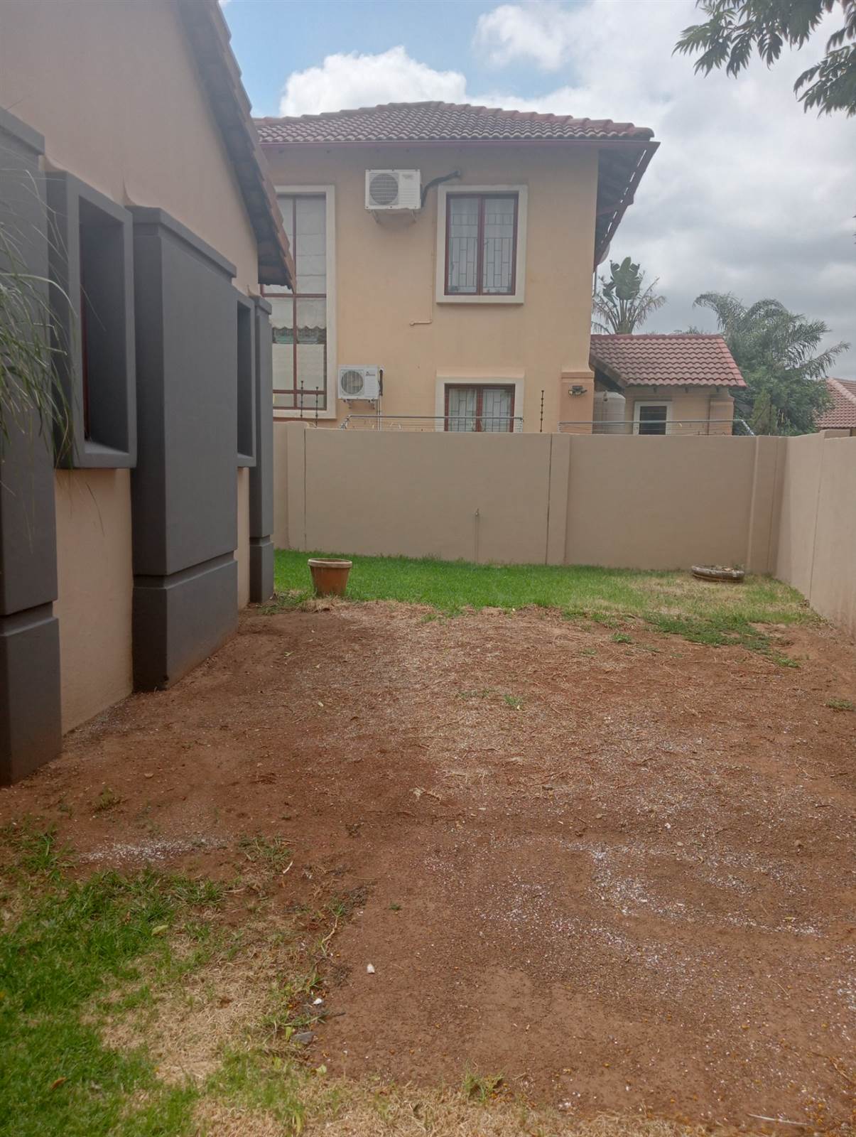 2 Bed House in Kyalami Hills photo number 16