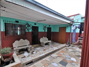2 Bed House in Dube