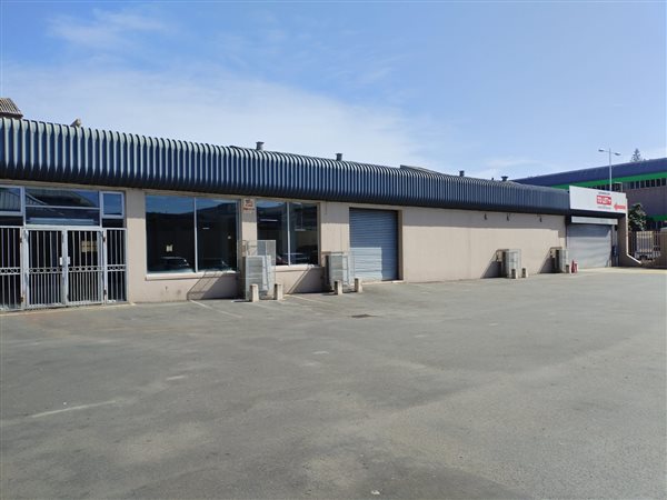 1100  m² Commercial space in Morningside