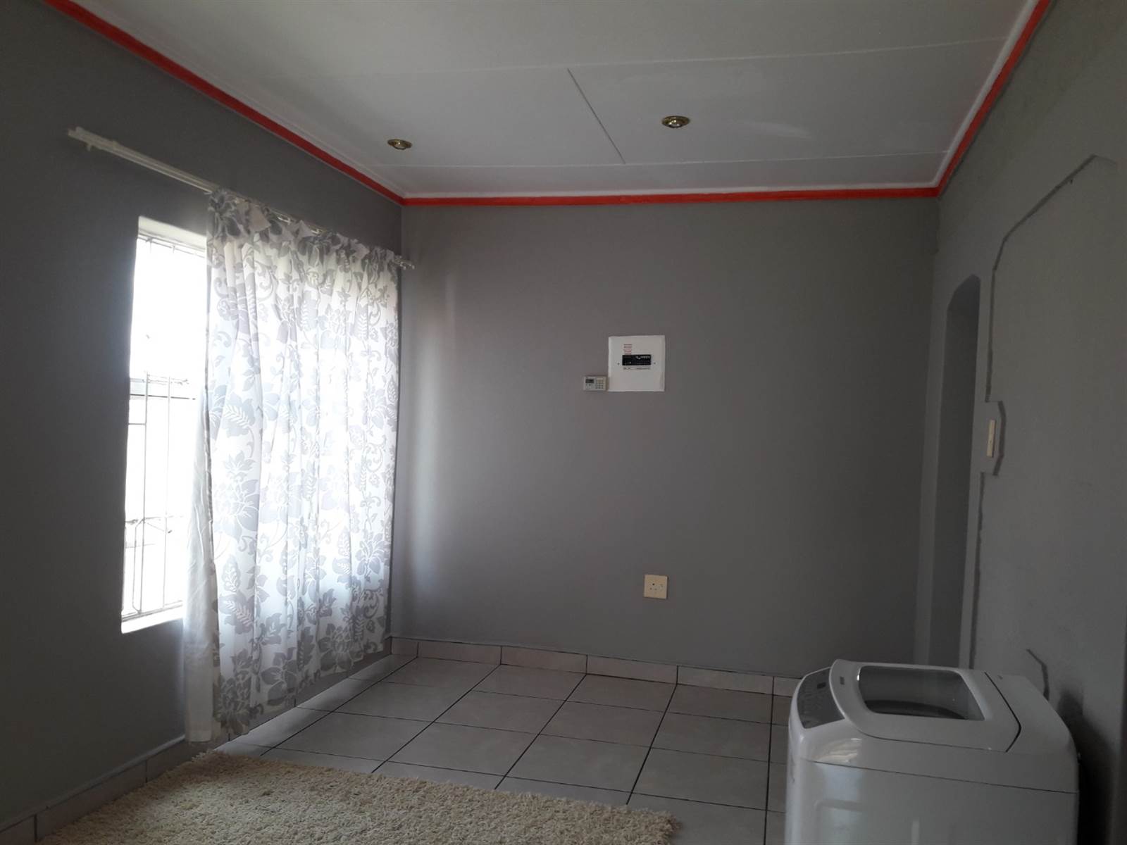 12 Bed Townhouse in Louis Trichardt photo number 7