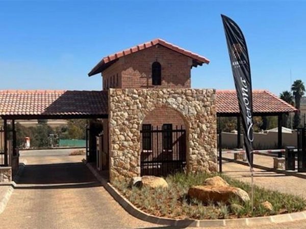 660 m² Land available in Krugersdorp Central