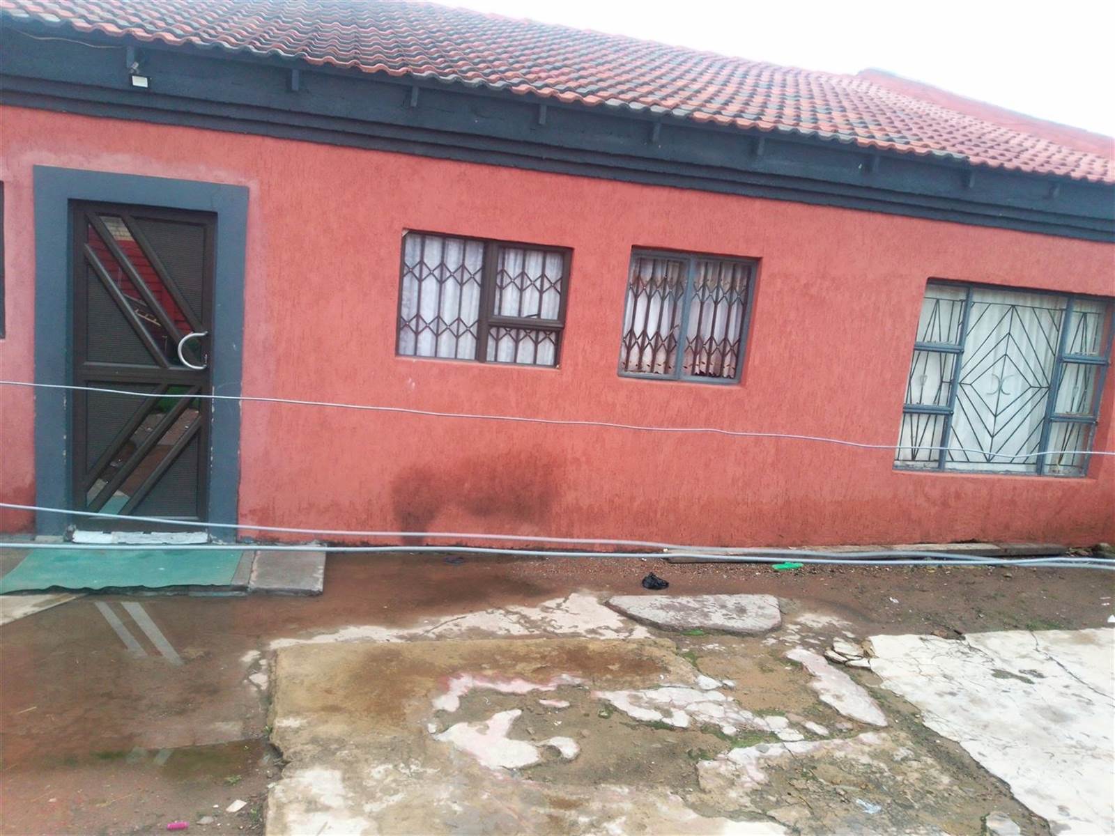 3 Bed House in Sebokeng Zone 7 photo number 4