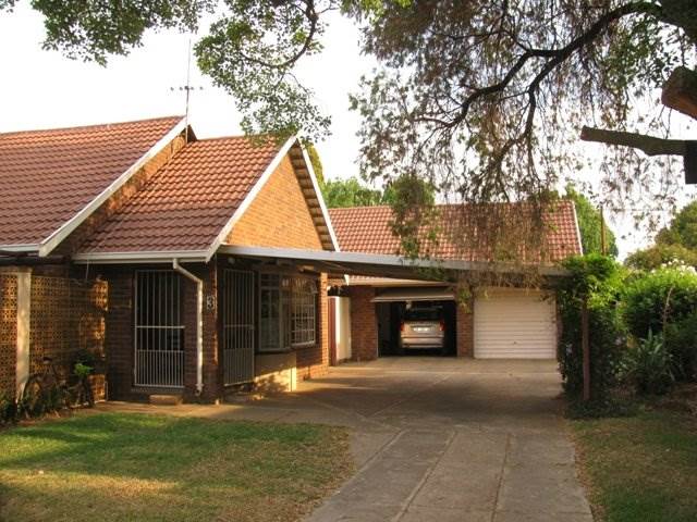 3 Bed House in Bronkhorstspruit photo number 12