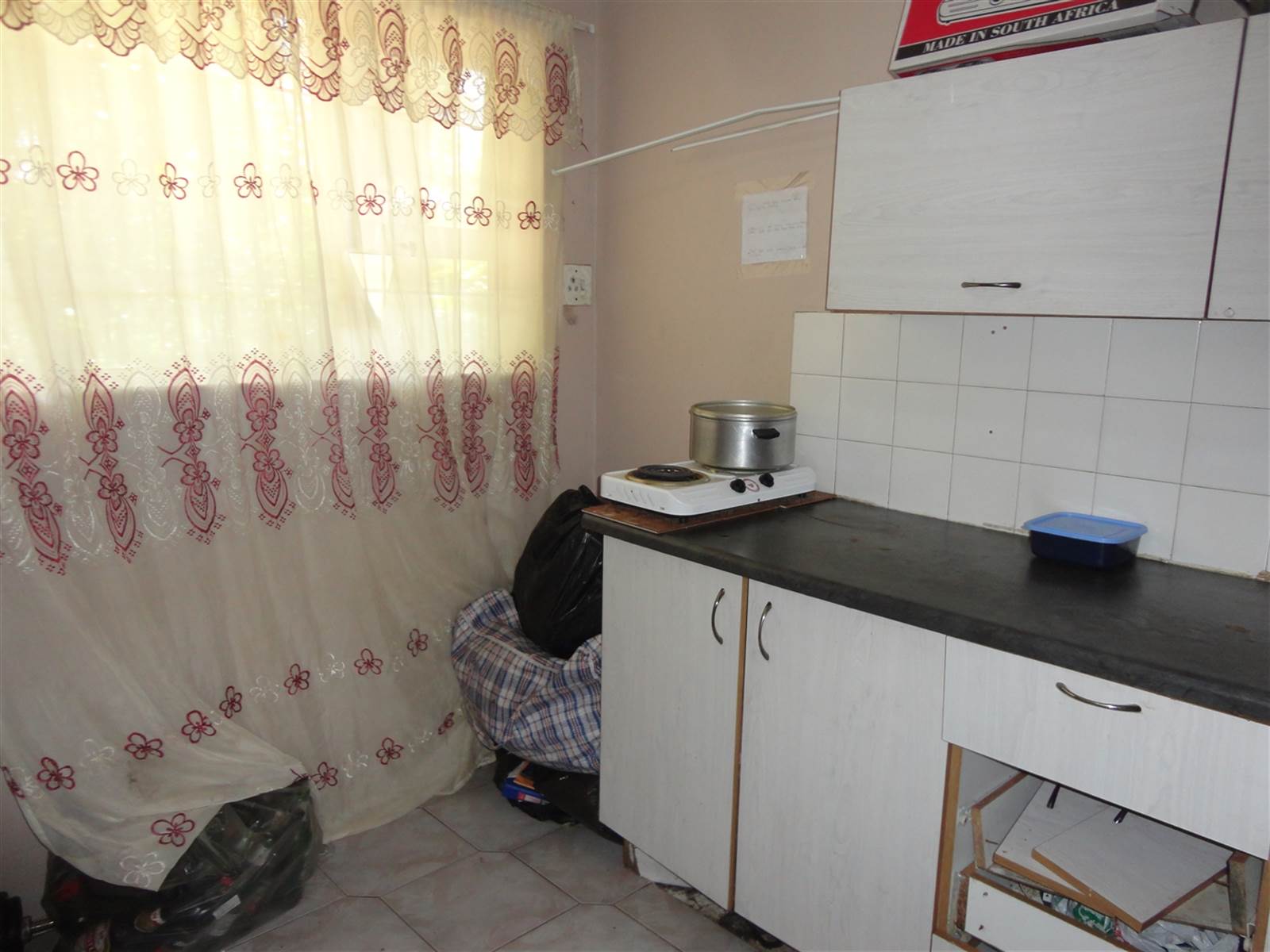 2 Bed Flat in Southernwood photo number 6