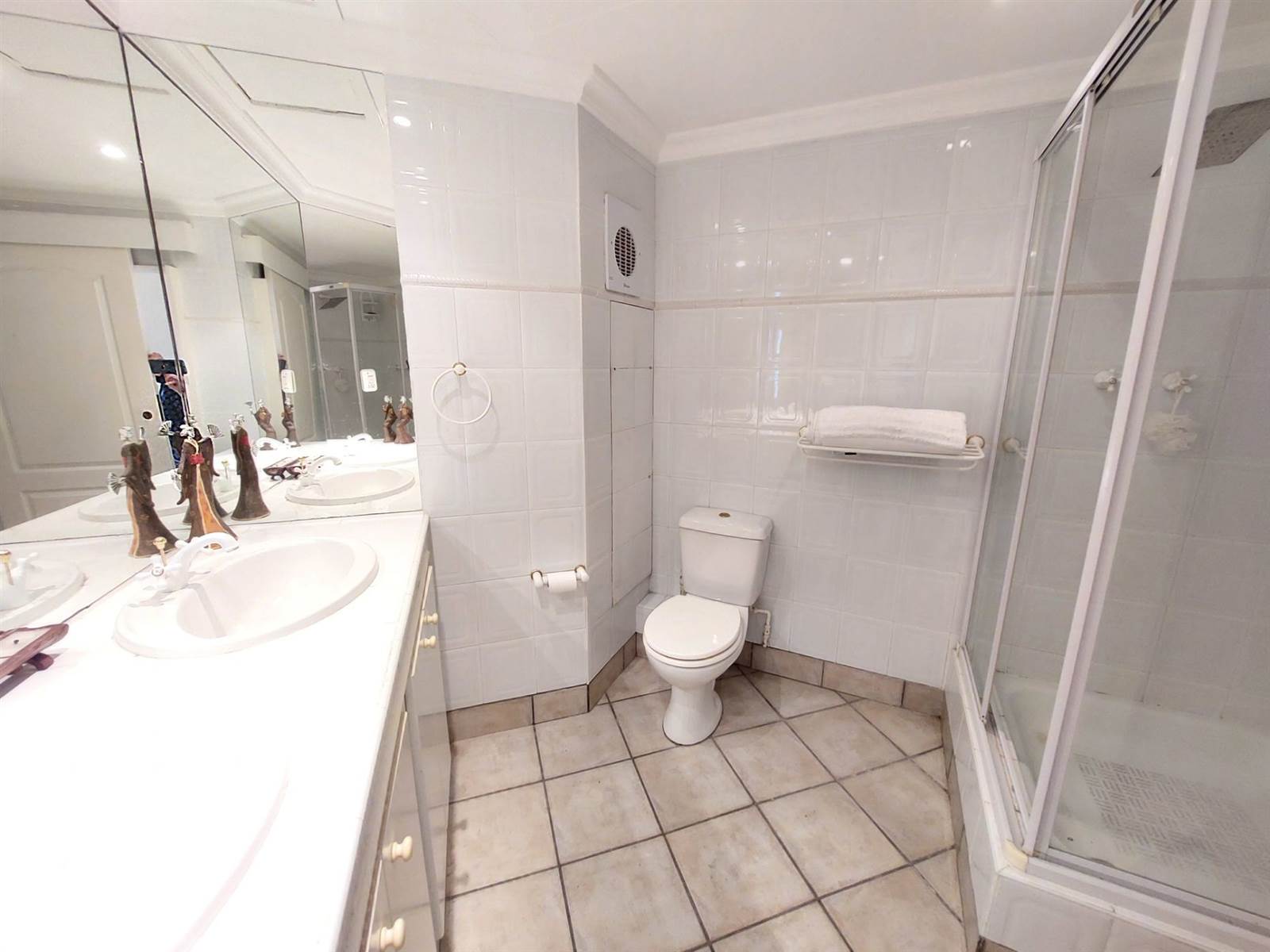 3 Bed Apartment in Eastcliff photo number 15