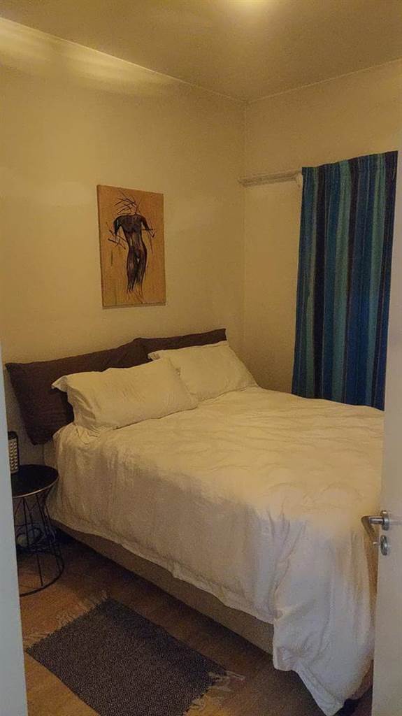 2 Bed Apartment in Edenburg photo number 7