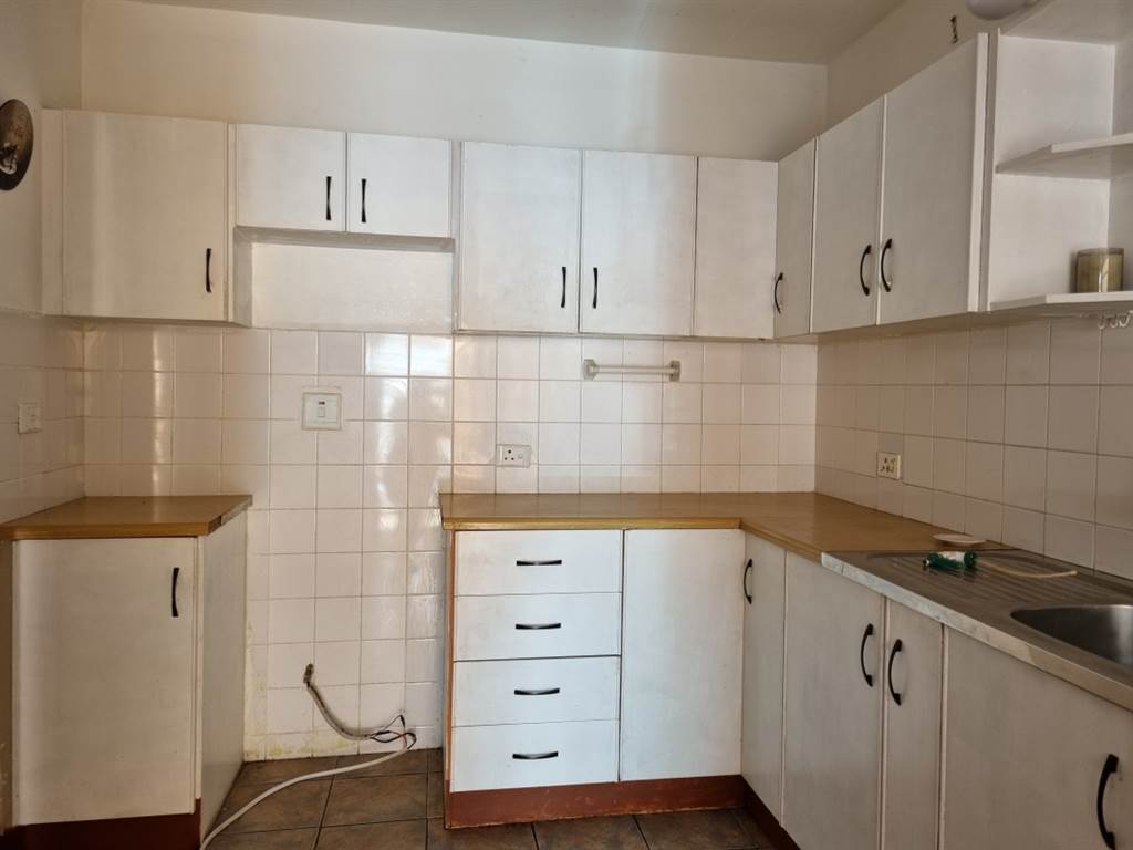 2 Bed Townhouse in Howick photo number 3
