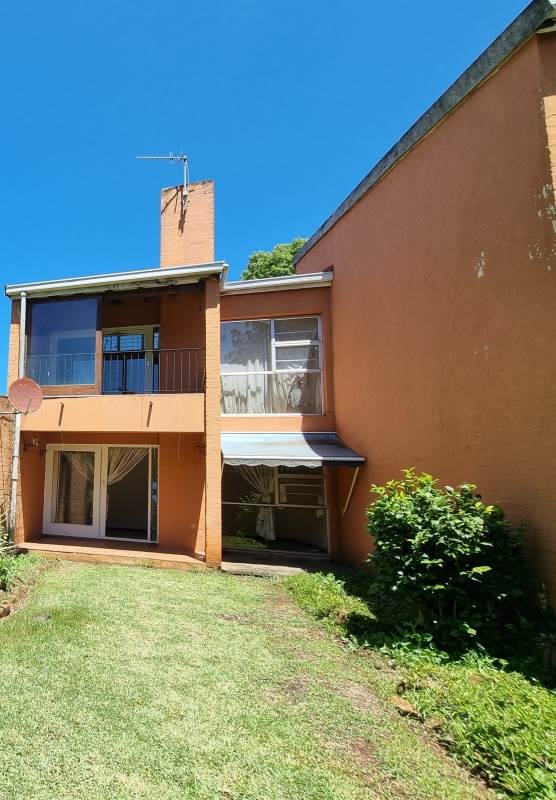 2 Bed Townhouse in Howick photo number 11
