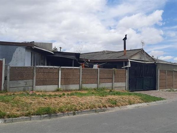 2 Bedroom House 2 Bedroom House