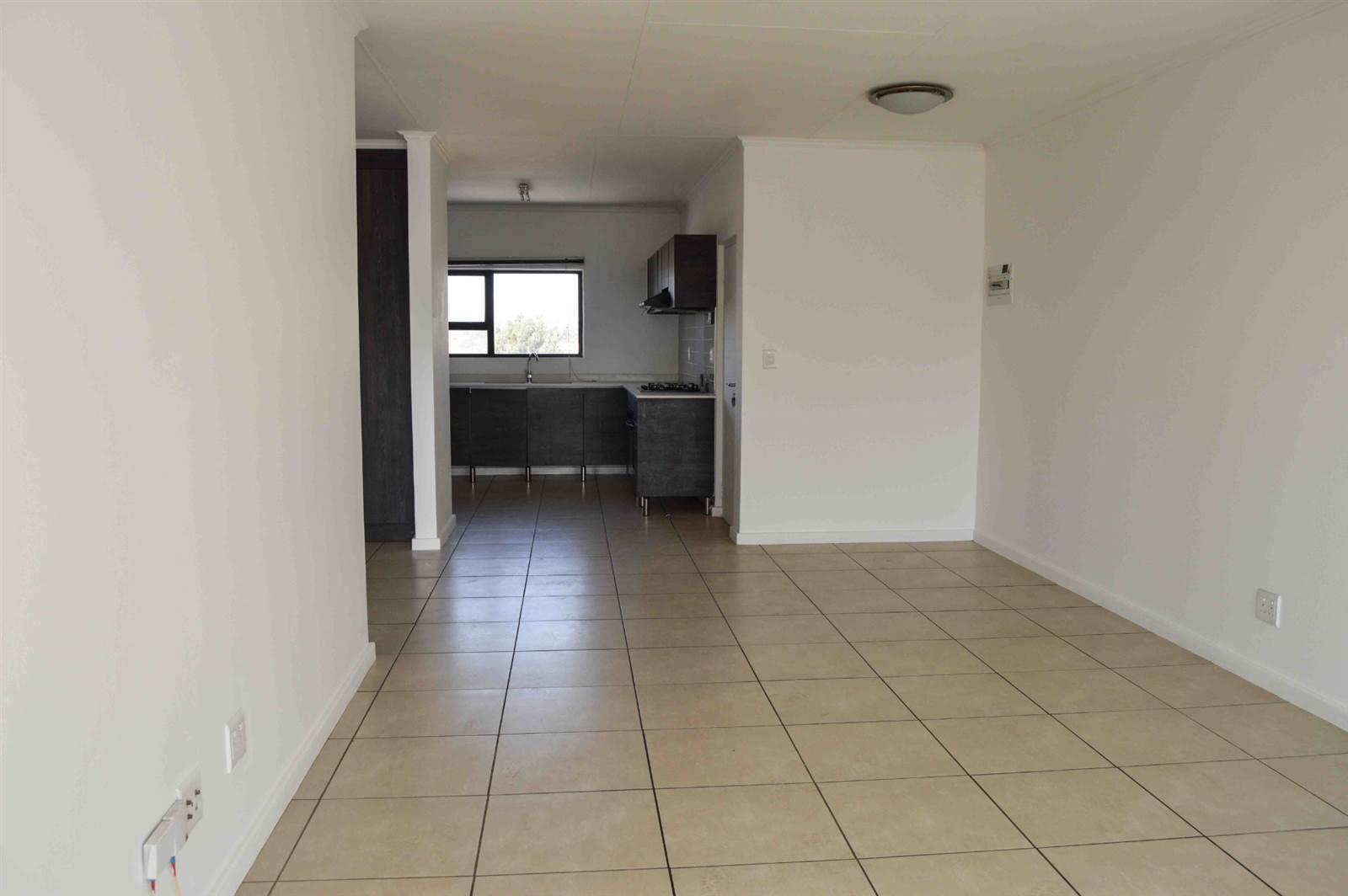 2 Bed Apartment in Greenstone Crest photo number 12