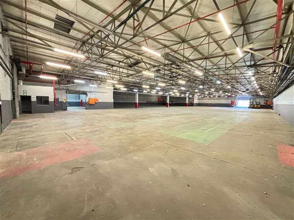 2533  m² Industrial space in Denneburg