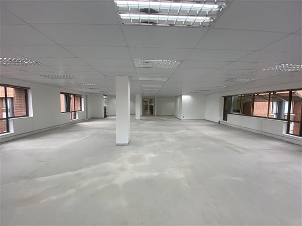 603  m² Commercial space in Woodmead