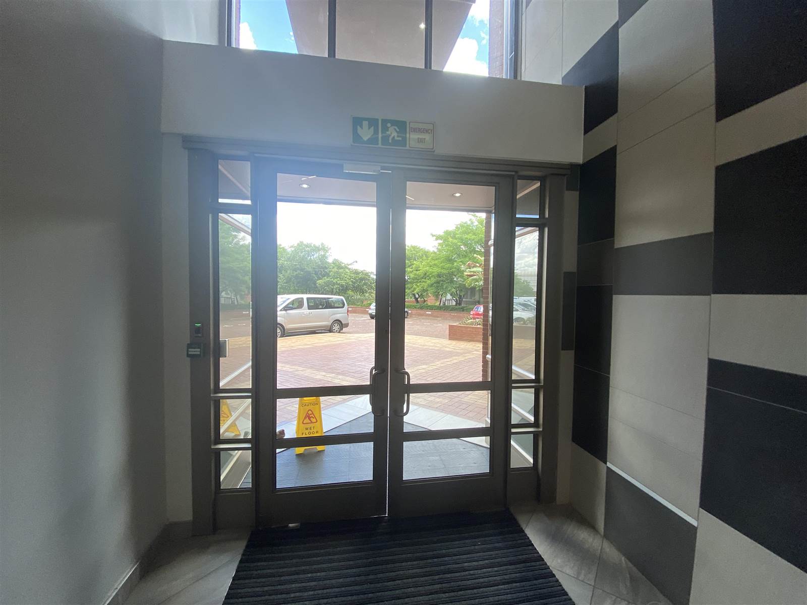 603  m² Commercial space in Woodmead photo number 4
