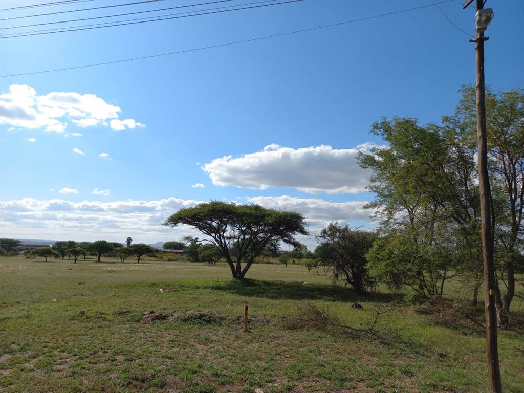 390 m² Land available in Bendor photo number 8