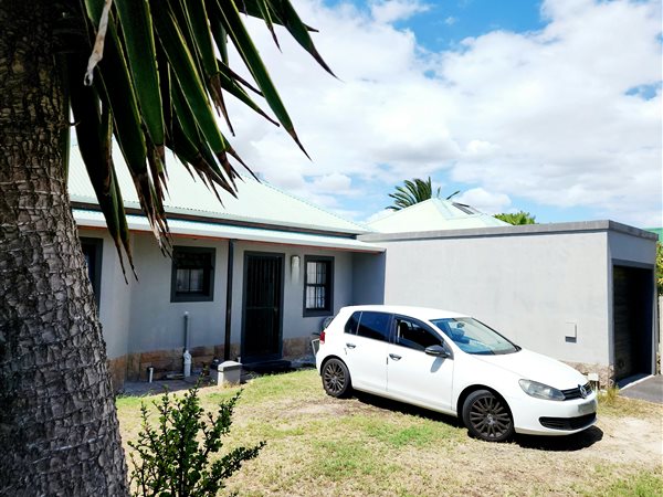 2 Bed House in Blouberg Sands