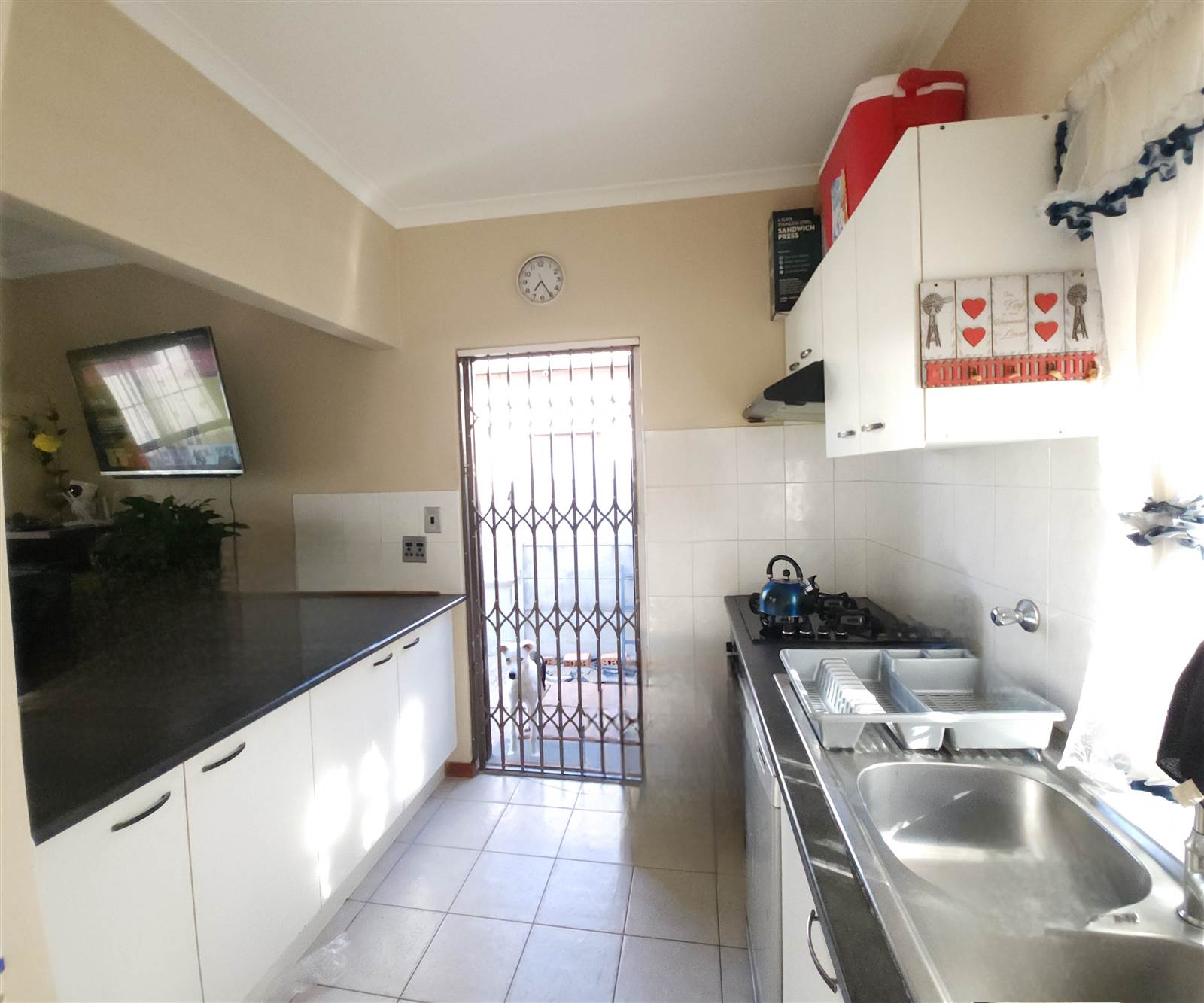 2 Bed House in Blouberg Sands photo number 7