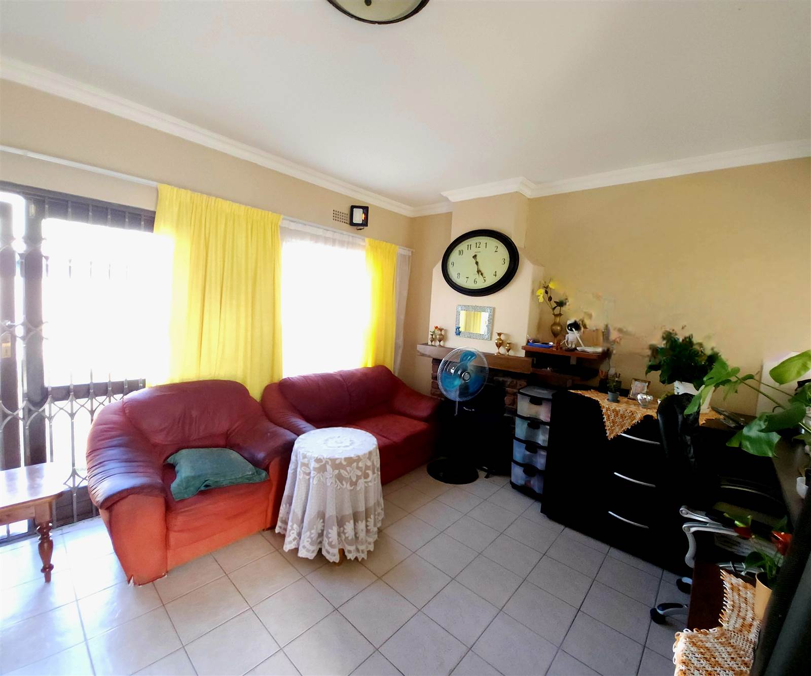 2 Bed House in Blouberg Sands photo number 3
