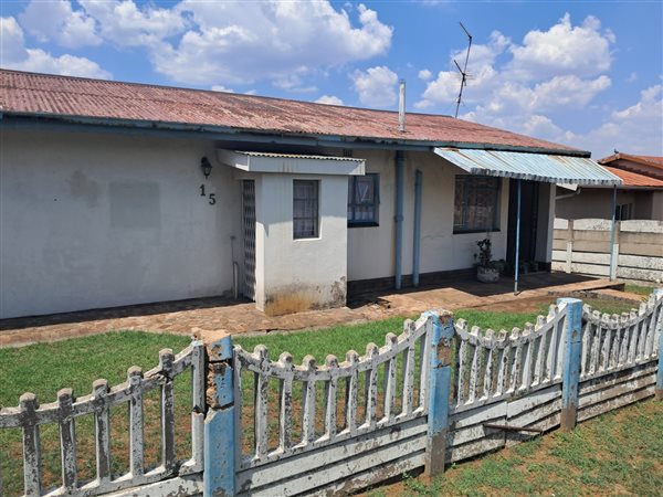 3 Bedroom House 3 Bedroom House