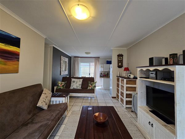 3 Bedroom Townhouse 3 Bedroom Townhouse