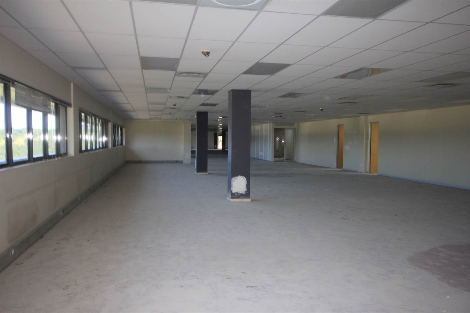 1200  m² Commercial space in Beverley Hills photo number 23