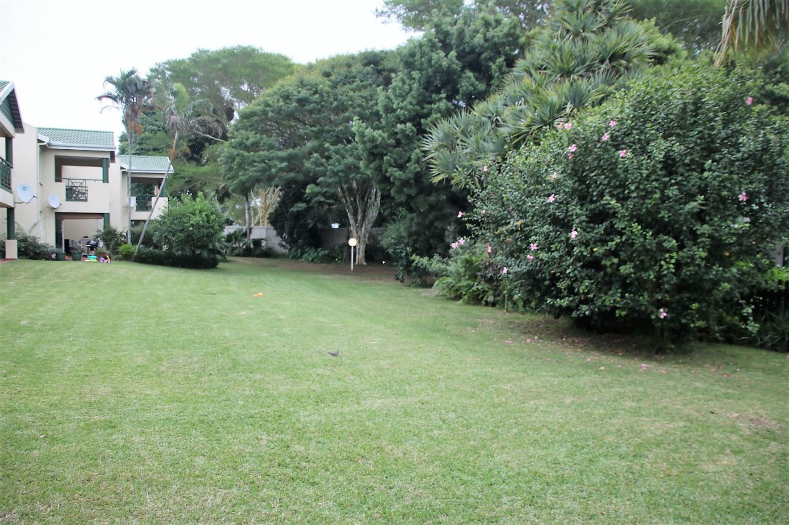 2 Bed Apartment in Mt Edgecombe photo number 22