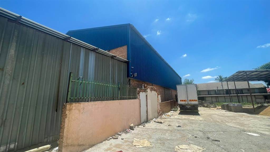 2000  m² Industrial space in Pretoria West photo number 30