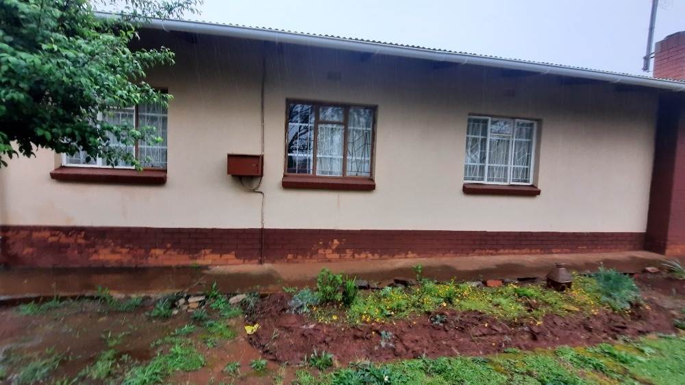4 Bed House in Lydenburg photo number 5