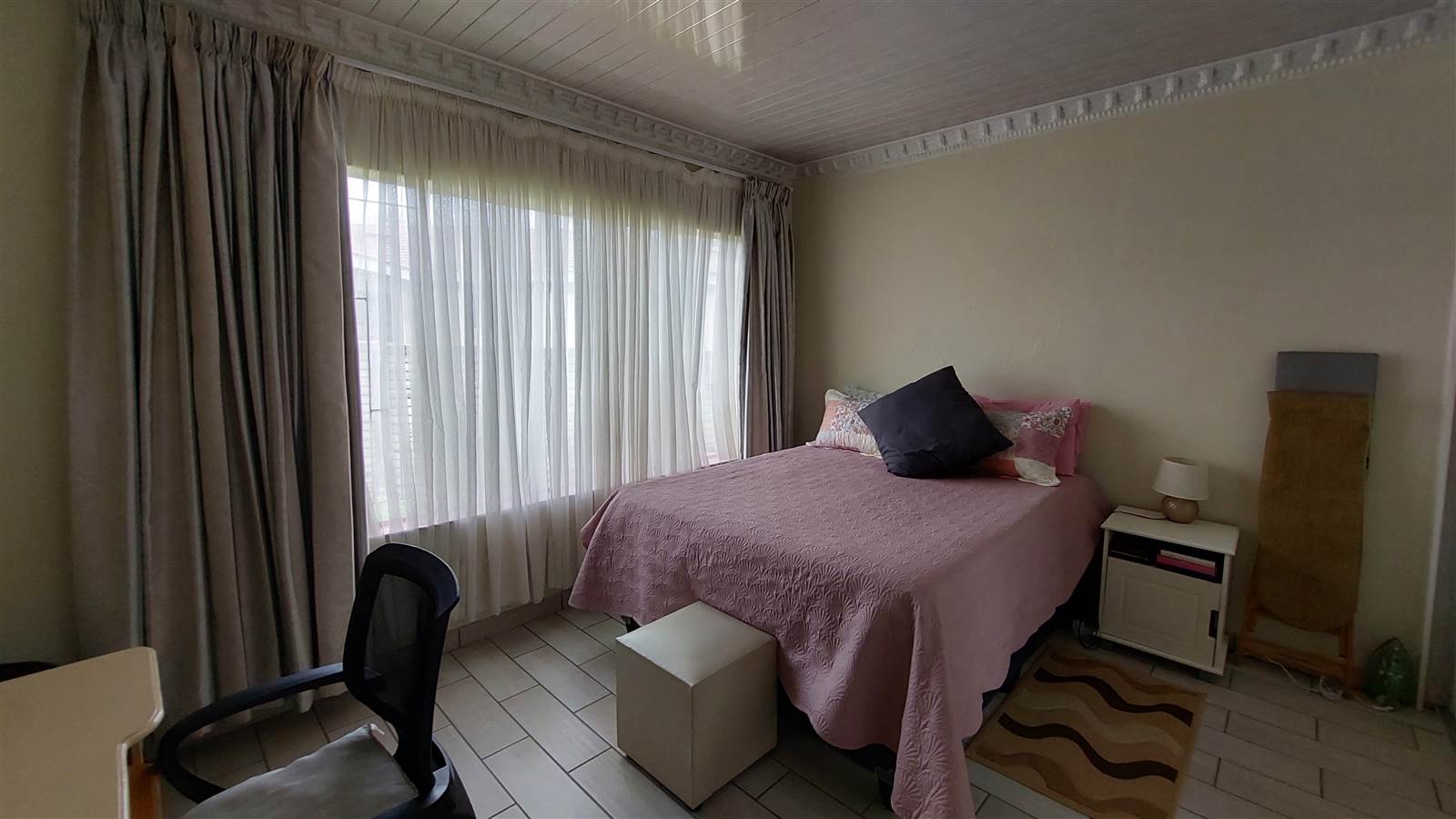 3 Bed House in Barry Hertzog Park photo number 21
