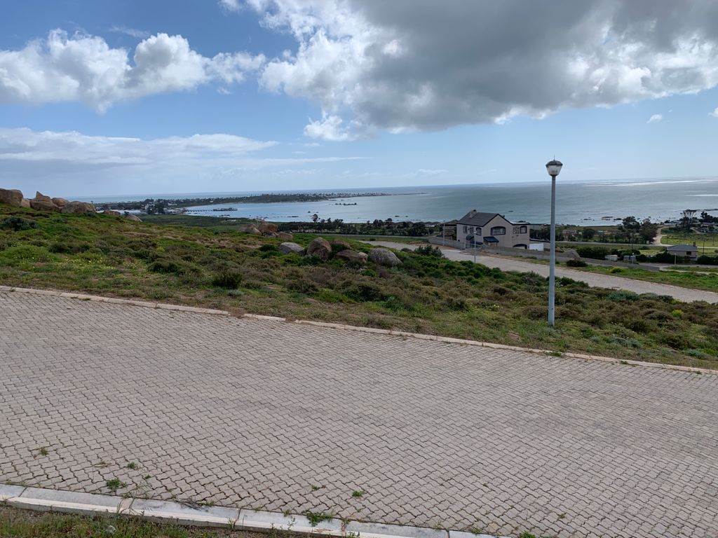 702 m² Land available in St Helena Bay photo number 2