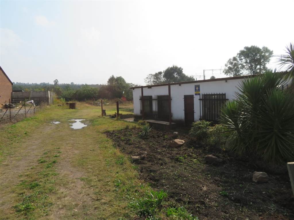 3540 m² Land available in Piet Retief photo number 5