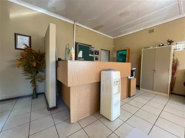 361 m² Commercial space 361 m² Commercial space