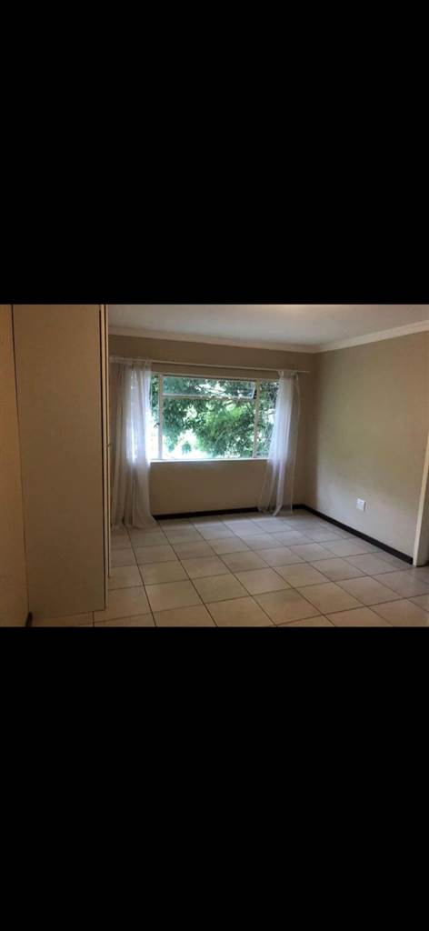 1 Bed Apartment in Randpark photo number 4
