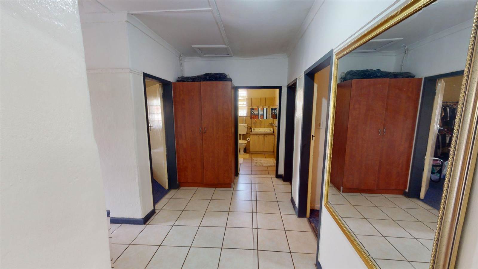 3 Bed House in Upington photo number 17