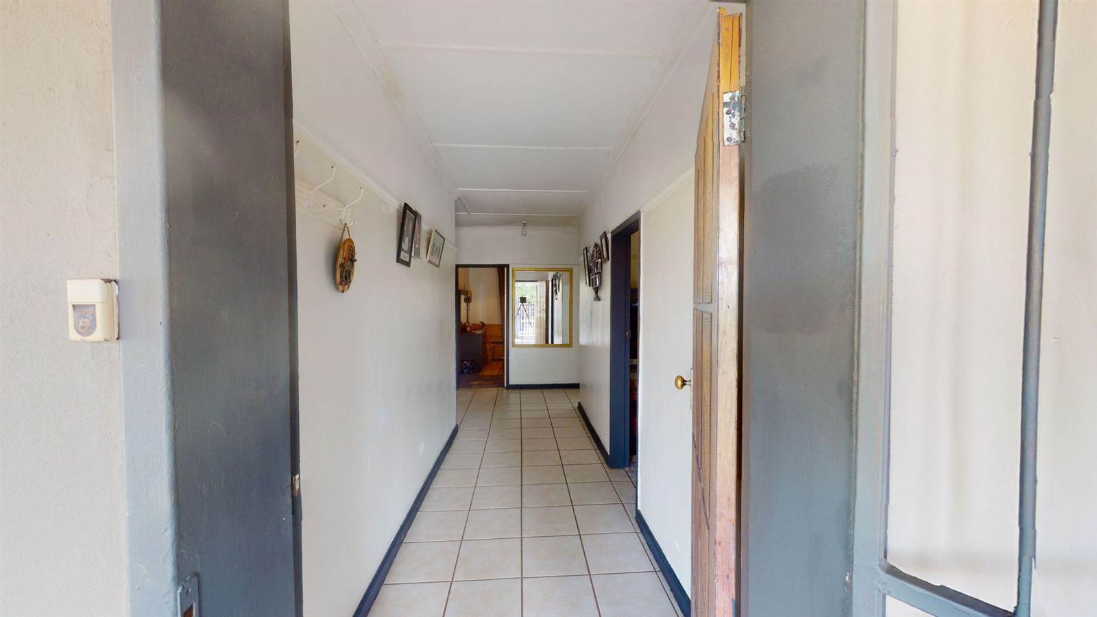3 Bed House in Upington photo number 9