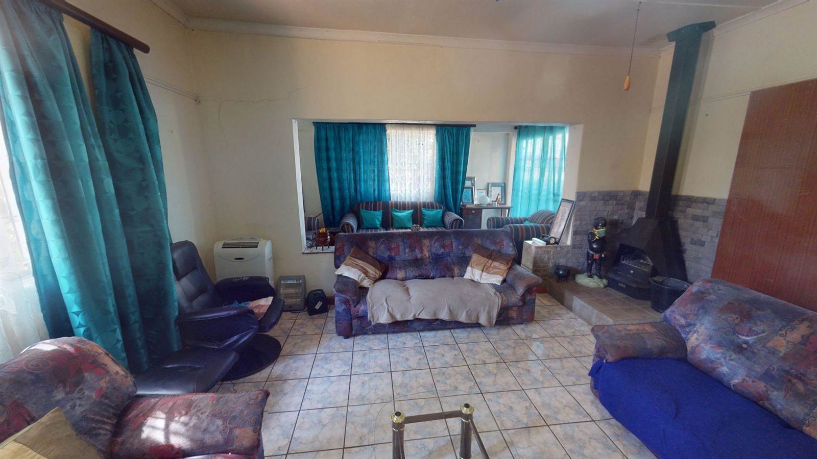 3 Bed House in Upington photo number 16