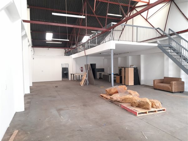 285  m² Commercial space