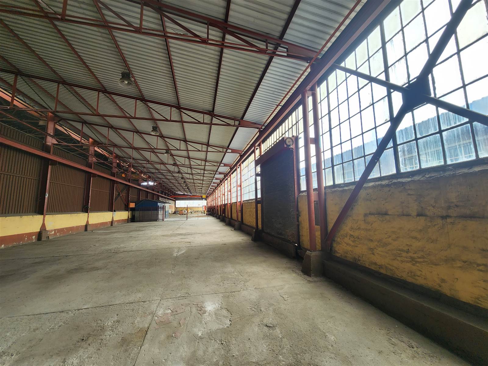 1080  m² Industrial space in Isando photo number 7
