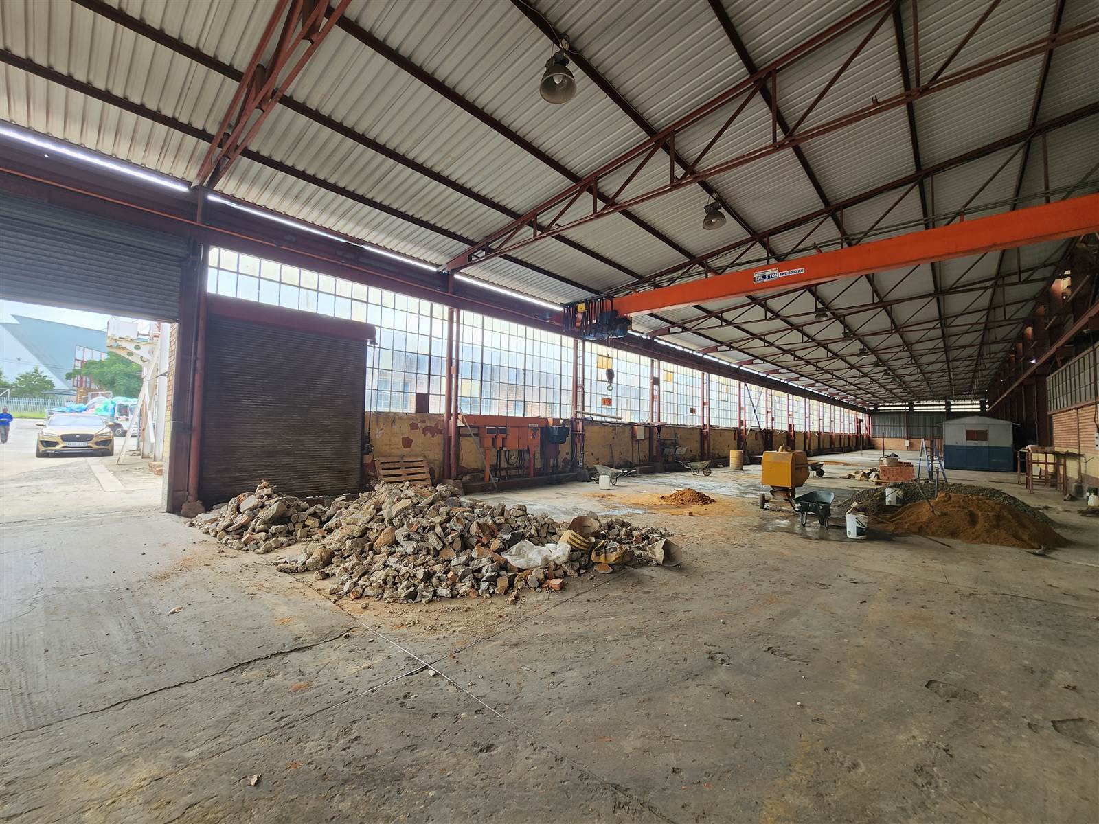 1080  m² Industrial space in Isando photo number 2