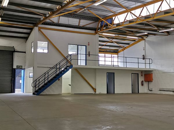 491  m² Industrial space