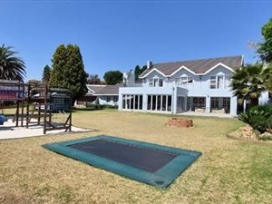 4 Bed House in Libradene